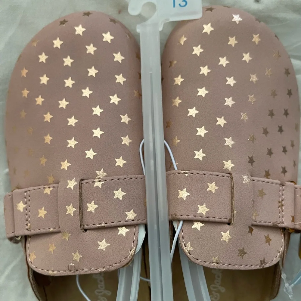 NWT Cat & Jack Star Clogs Kids Size 13